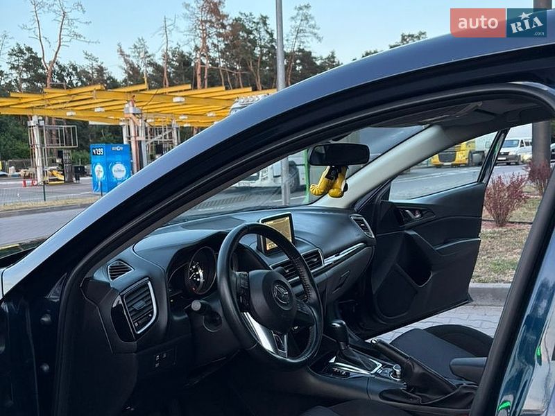 Седан Mazda 3 2016 в Киеве фото 8 Седан Mazda 3 2016 в Киеве