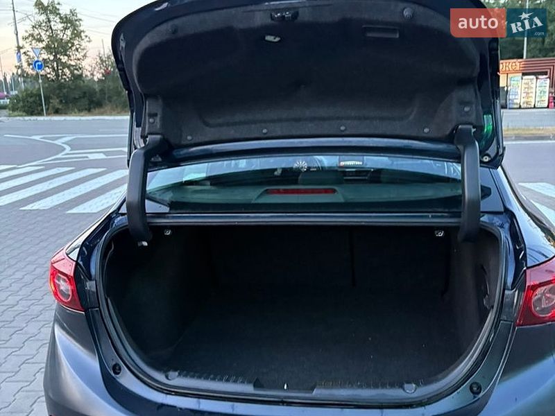 Седан Mazda 3 2016 в Киеве фото 13 Седан Mazda 3 2016 в Киеве