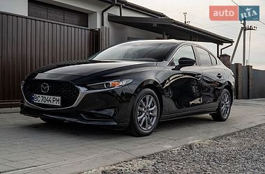 Седан Mazda 3 2020 в Львове