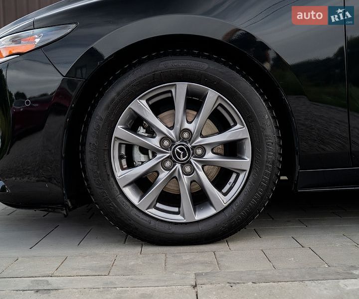 Седан Mazda 3 2020 в Львове