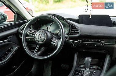 Седан Mazda 3 2020 в Львове