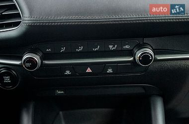 Седан Mazda 3 2020 в Львове