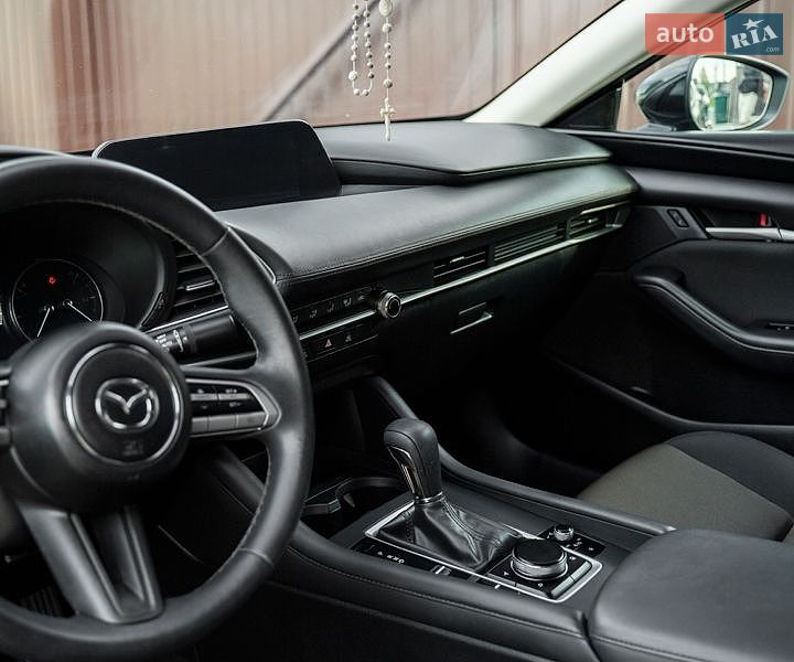 Седан Mazda 3 2020 в Львове