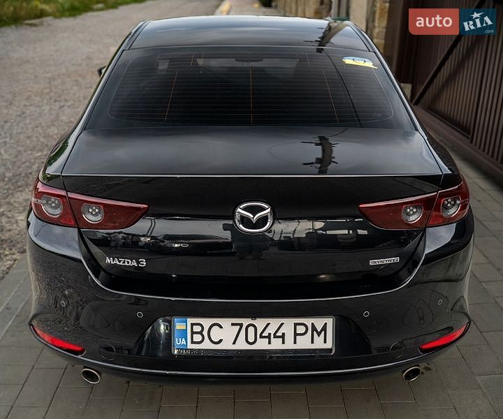 Седан Mazda 3 2020 в Львове