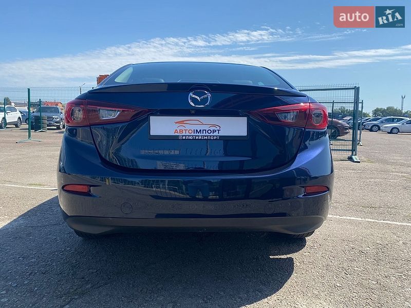 Седан Mazda 3 2018 в Києві