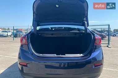 Седан Mazda 3 2018 в Києві