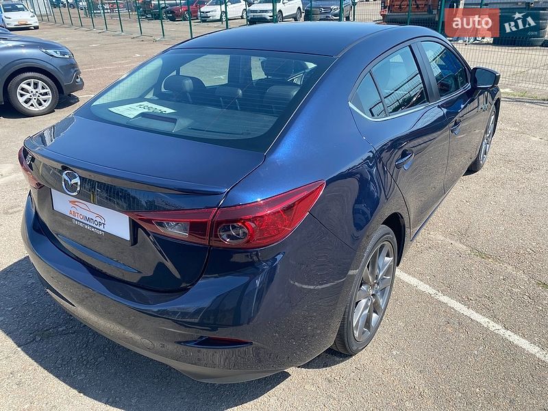 Седан Mazda 3 2018 в Києві