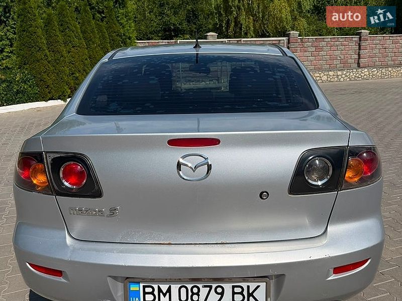 Седан Mazda 3 2006 в Волочиську