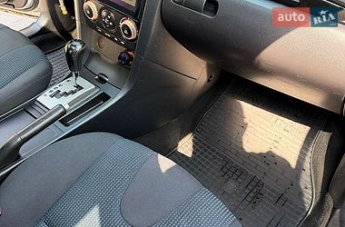 Седан Mazda 3 2006 в Волочиську