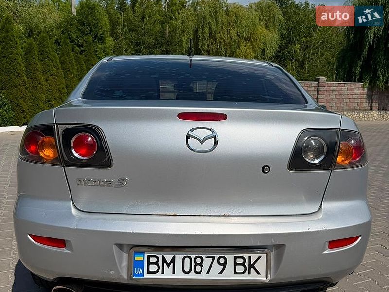 Седан Mazda 3 2006 в Волочиську