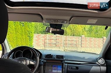 Седан Mazda 3 2006 в Волочиську