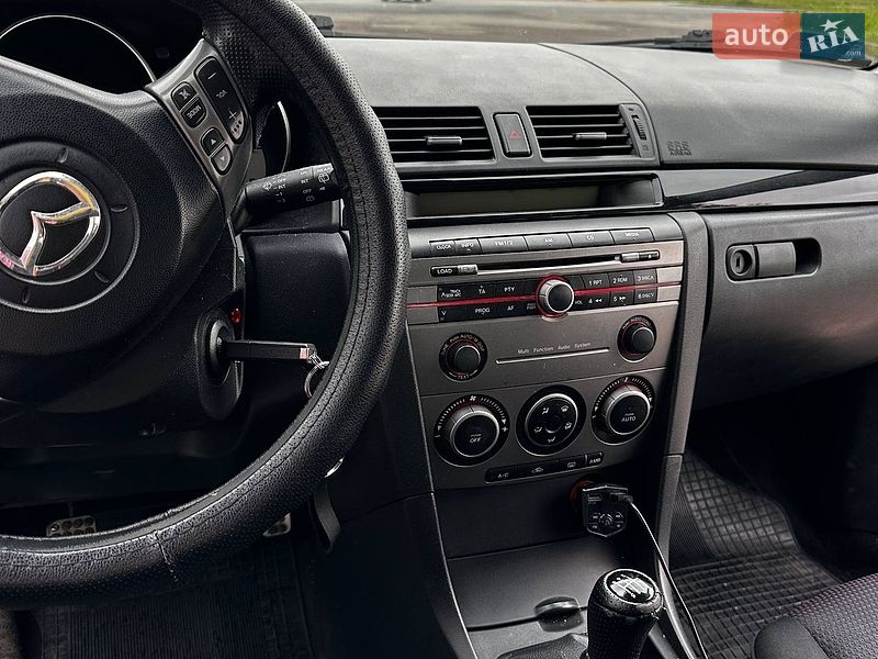 Хетчбек Mazda 3 2007 в Хмельницькому