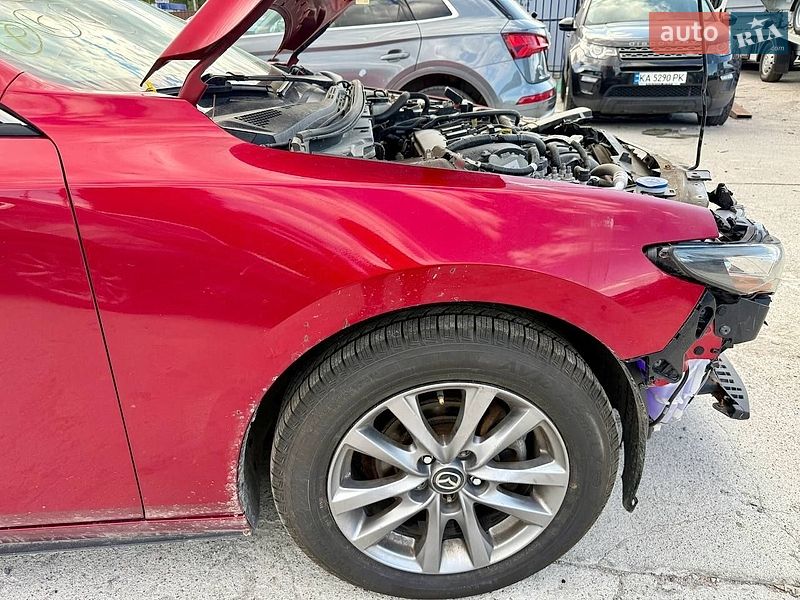Седан Mazda 3 2021 в Киеве