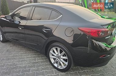 Седан Mazda 3 2017 в Днепре