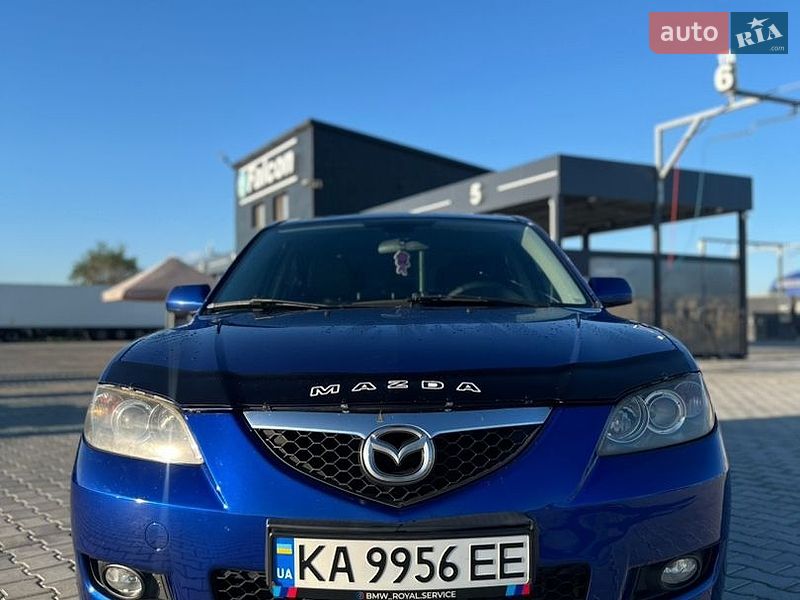 Седан Mazda 3 2007 в Вознесенске