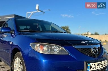 Седан Mazda 3 2007 в Вознесенске