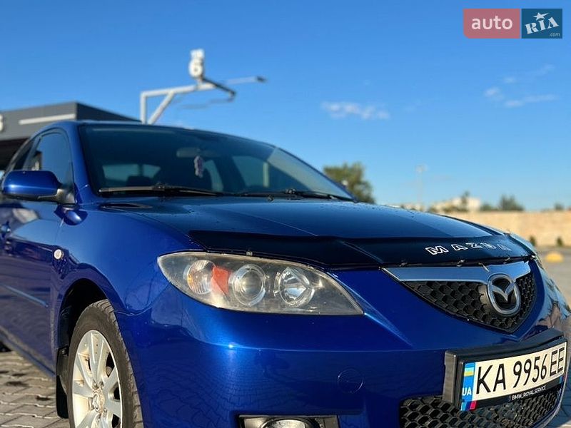 Седан Mazda 3 2007 в Вознесенске