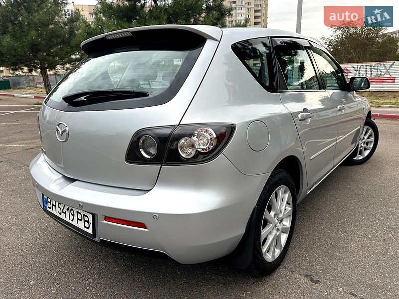 Хэтчбек Mazda 3 2008 в Николаеве