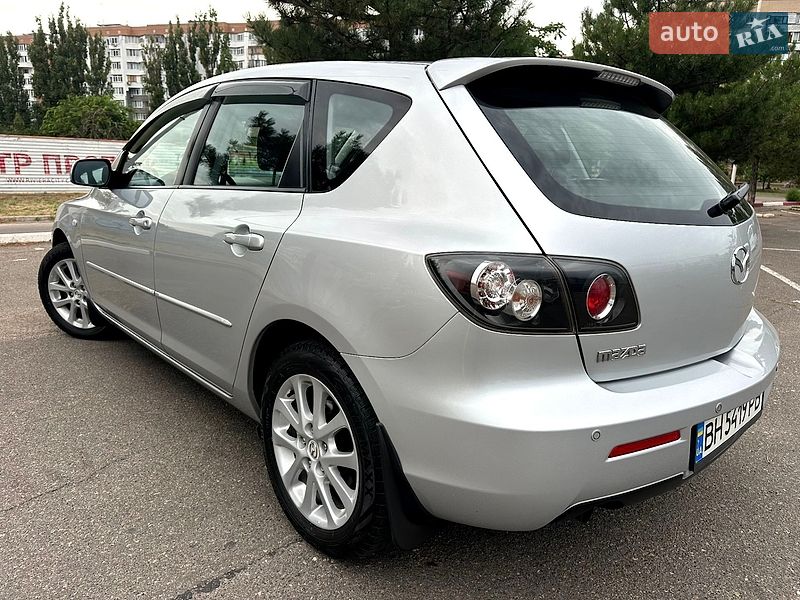 Хэтчбек Mazda 3 2008 в Николаеве