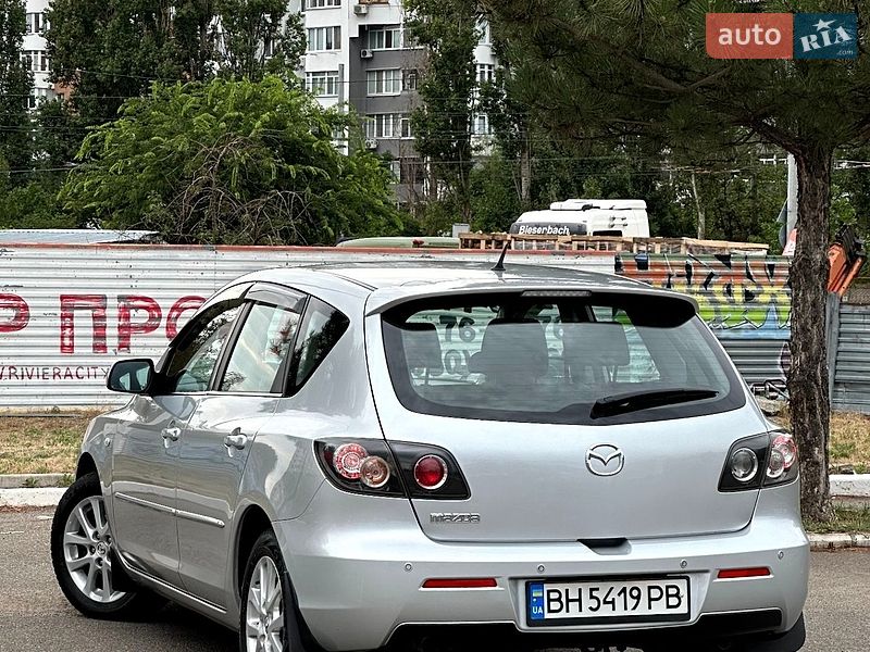 Хэтчбек Mazda 3 2008 в Николаеве