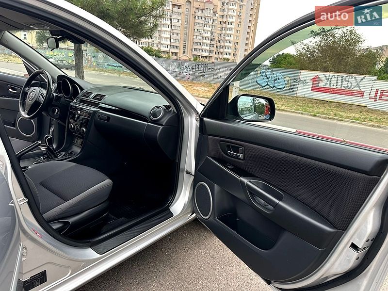 Хэтчбек Mazda 3 2008 в Николаеве