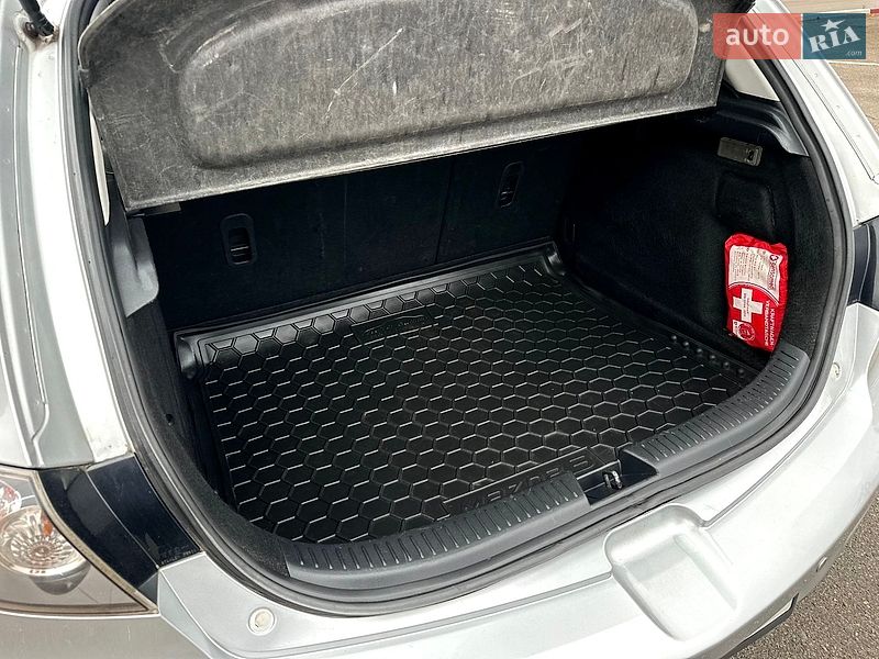 Хэтчбек Mazda 3 2008 в Николаеве