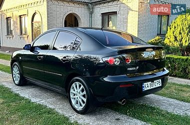 Седан Mazda 3 2008 в Києві