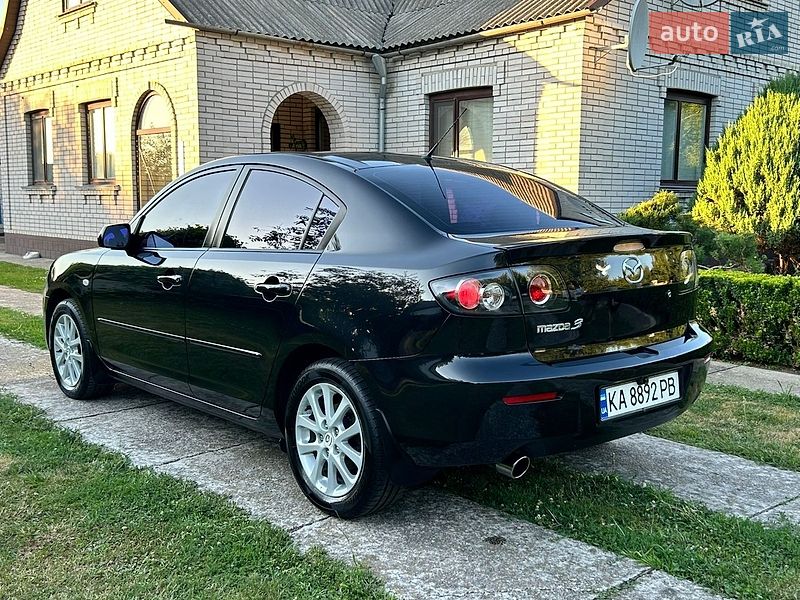 Седан Mazda 3 2008 в Києві