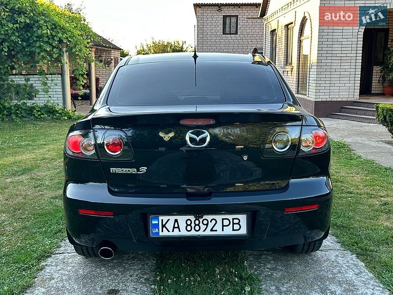 Седан Mazda 3 2008 в Києві