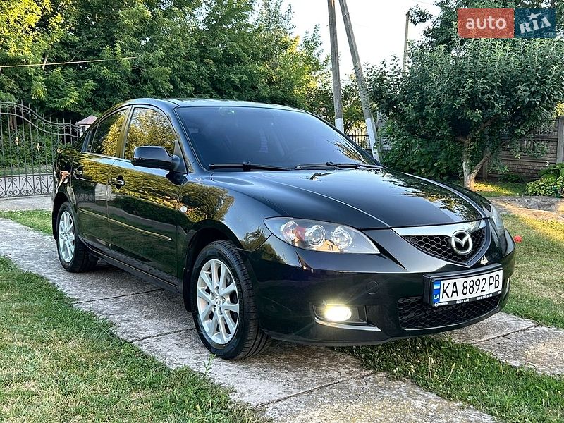 Седан Mazda 3 2008 в Києві
