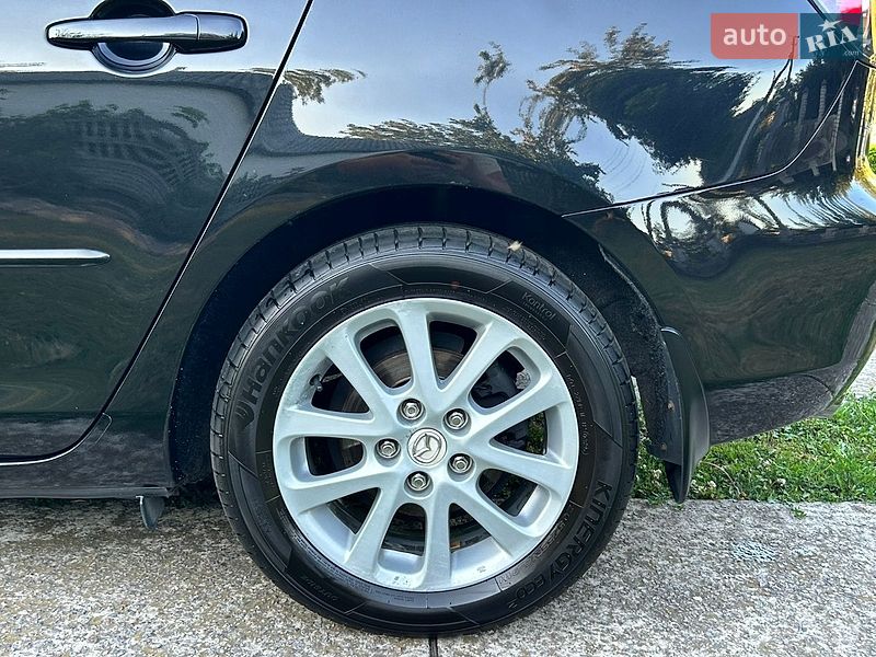 Седан Mazda 3 2008 в Києві
