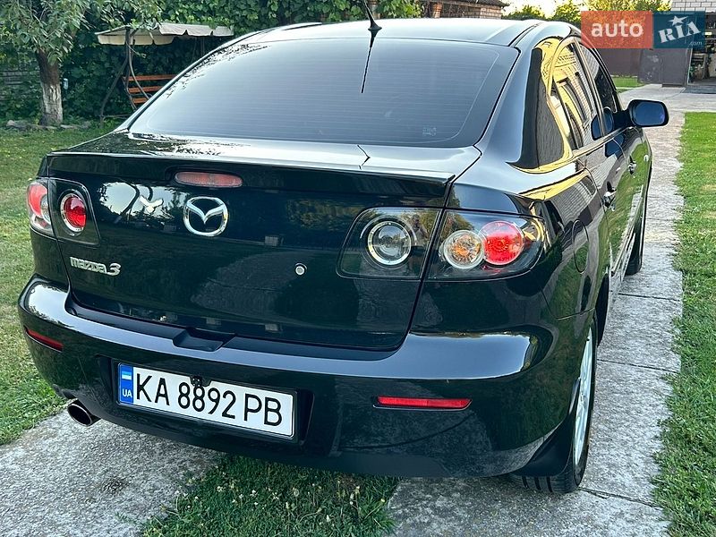 Седан Mazda 3 2008 в Києві