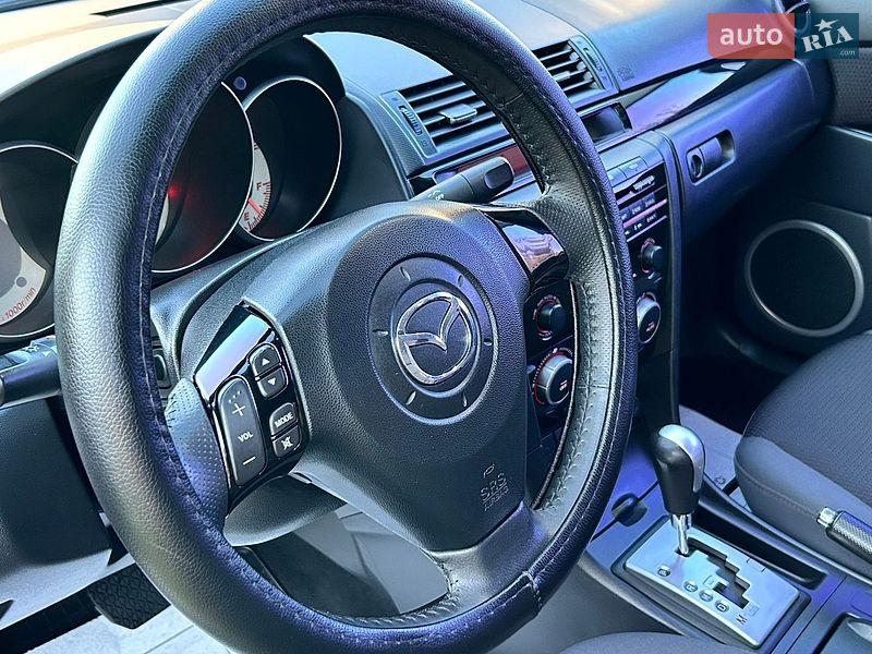 Седан Mazda 3 2008 в Києві