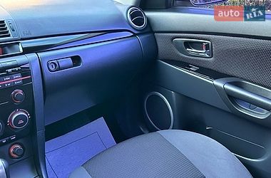 Седан Mazda 3 2008 в Киеве
