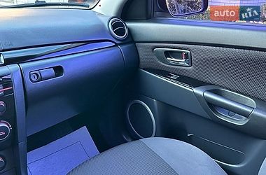 Седан Mazda 3 2008 в Києві