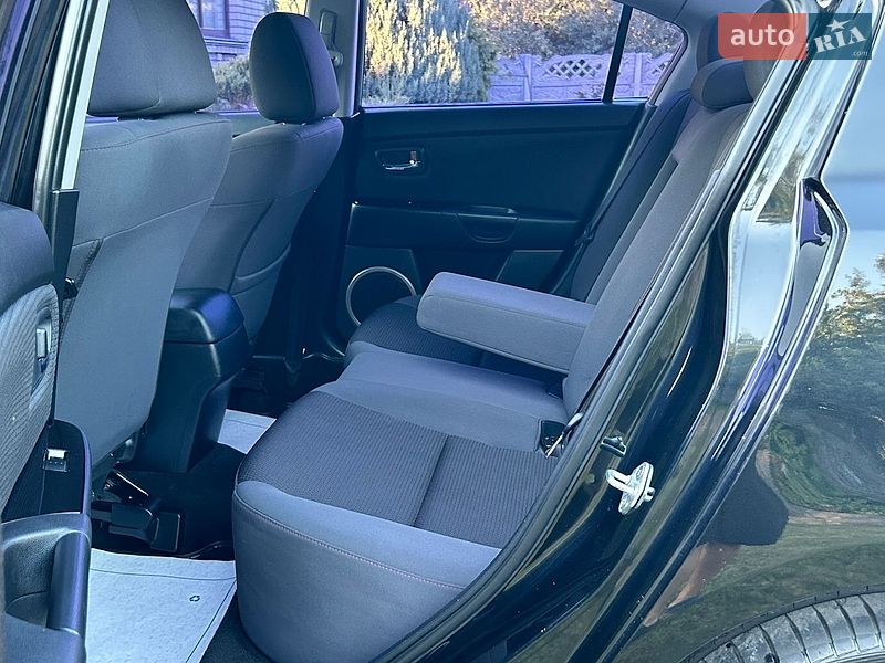 Седан Mazda 3 2008 в Києві