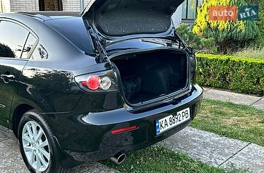 Седан Mazda 3 2008 в Києві