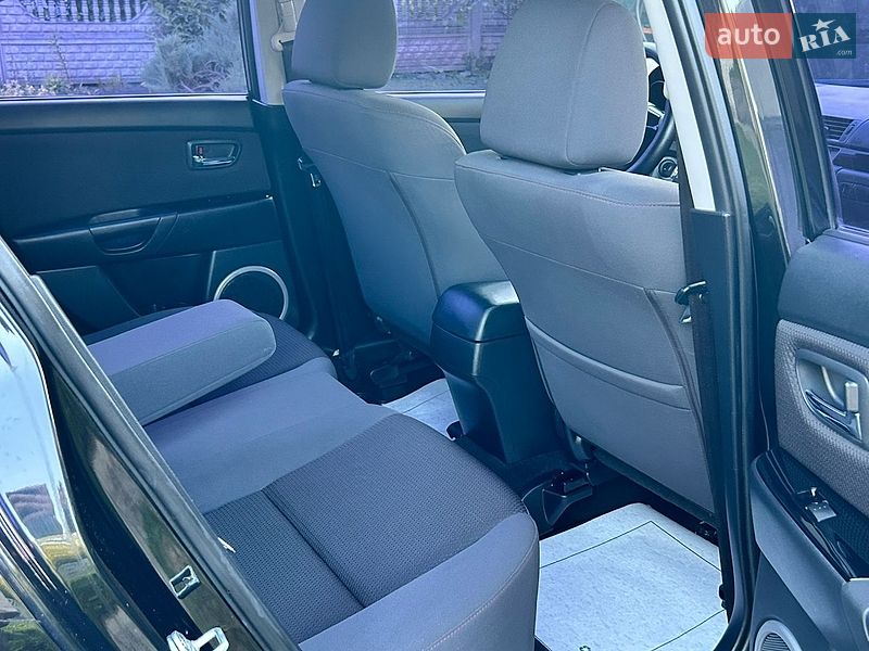 Седан Mazda 3 2008 в Киеве