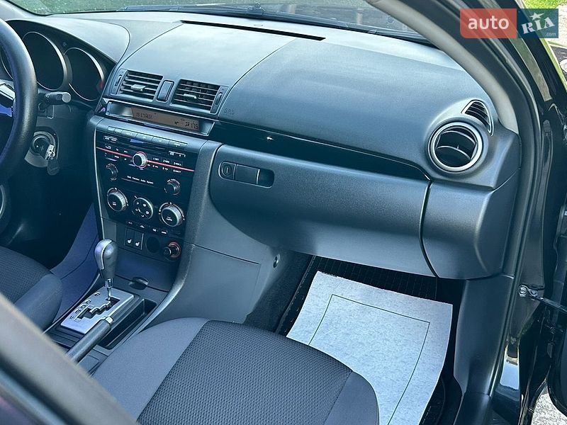 Седан Mazda 3 2008 в Києві