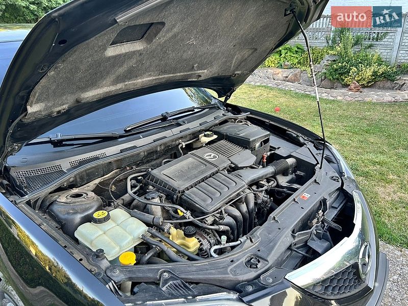 Седан Mazda 3 2008 в Киеве
