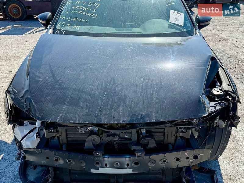 Хэтчбек Mazda 3 2023 в Киеве