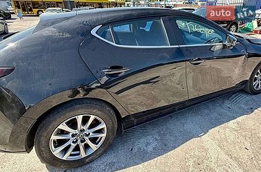 Хэтчбек Mazda 3 2023 в Киеве