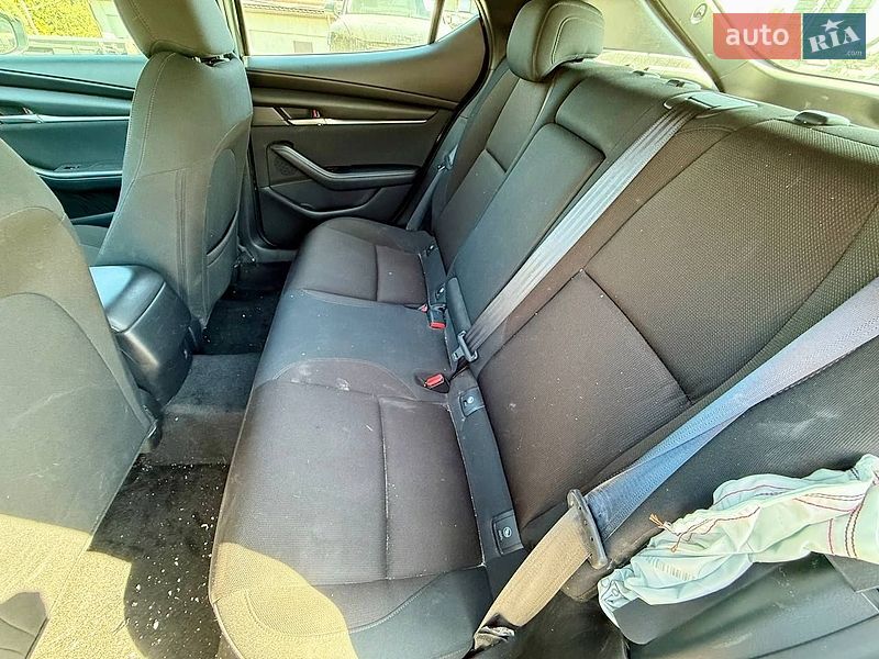 Хэтчбек Mazda 3 2023 в Киеве