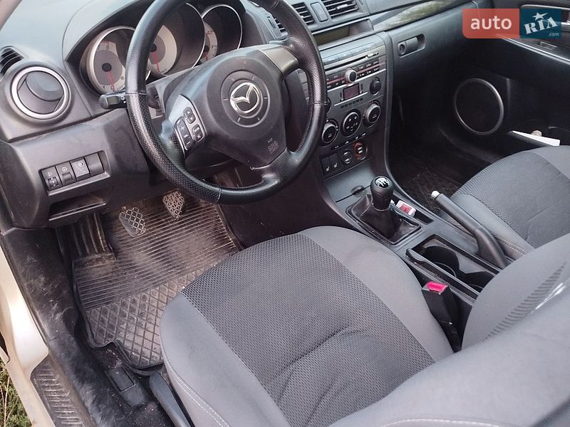 Седан Mazda 3 2006 в Києві