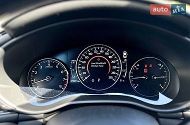 Седан Mazda 3 2018 в Львові