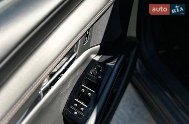 Седан Mazda 3 2018 в Львові