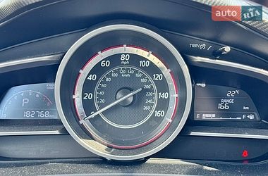 Хэтчбек Mazda 3 2015 в Хусте