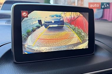 Хэтчбек Mazda 3 2015 в Хусте