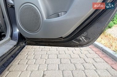 Седан Mazda 3 2007 в Мукачево