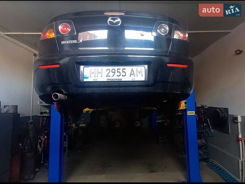 Седан Mazda 3 2008 в Ананьеве